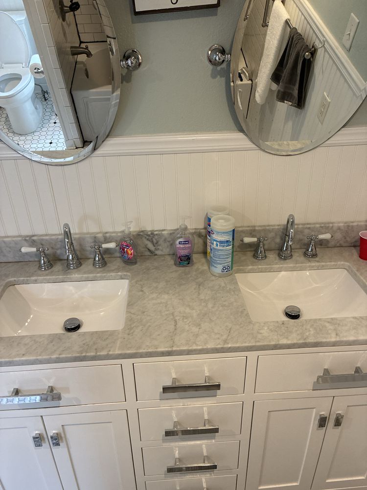 Freshly cleaned double-sink bathroom vanity